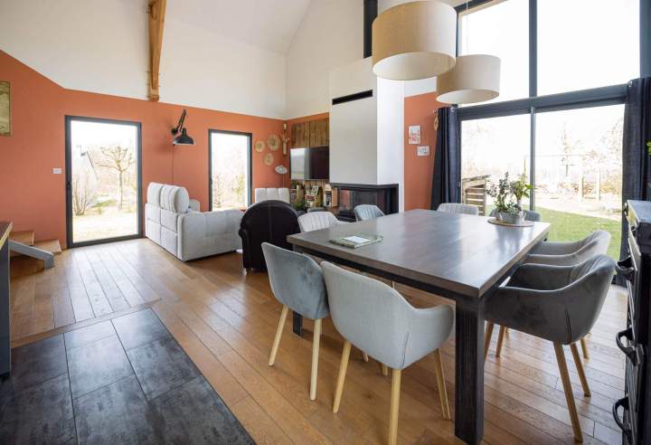 Solutions sur mesure pour aménager l'intérieur et l'extérieur de votre bâtiment