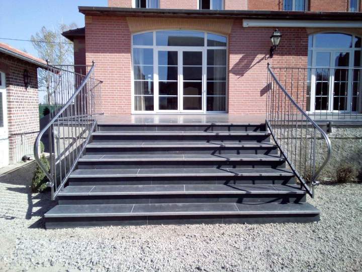 Terrasse en pierre bleu 2 Laon